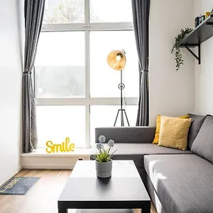 Industrial Loft In Mitte Apartment